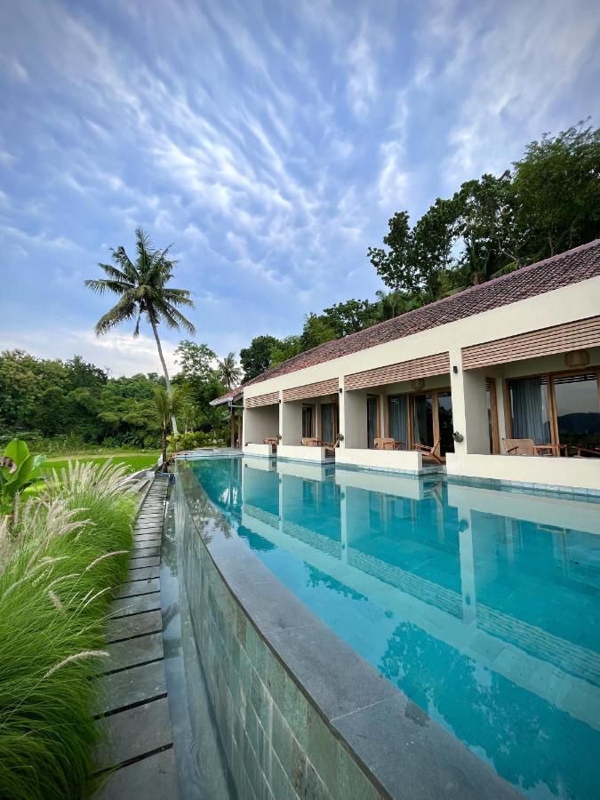 Boutique Villa Jogja Senang Yogyakarta Exterior photo